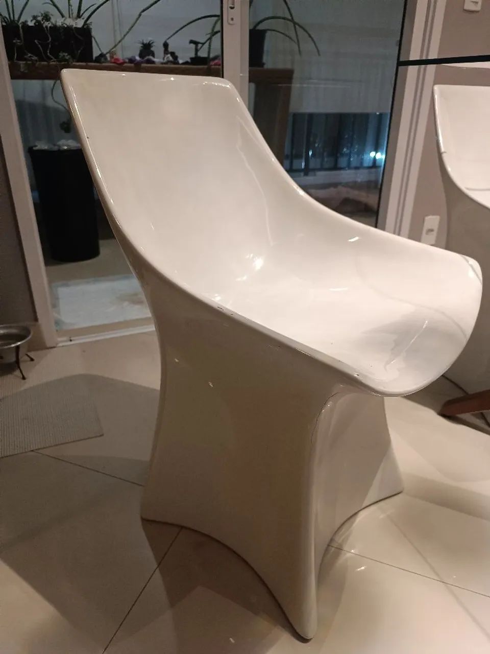 Elegante mesa de jantar com 4 cadeiras  - Foto 5