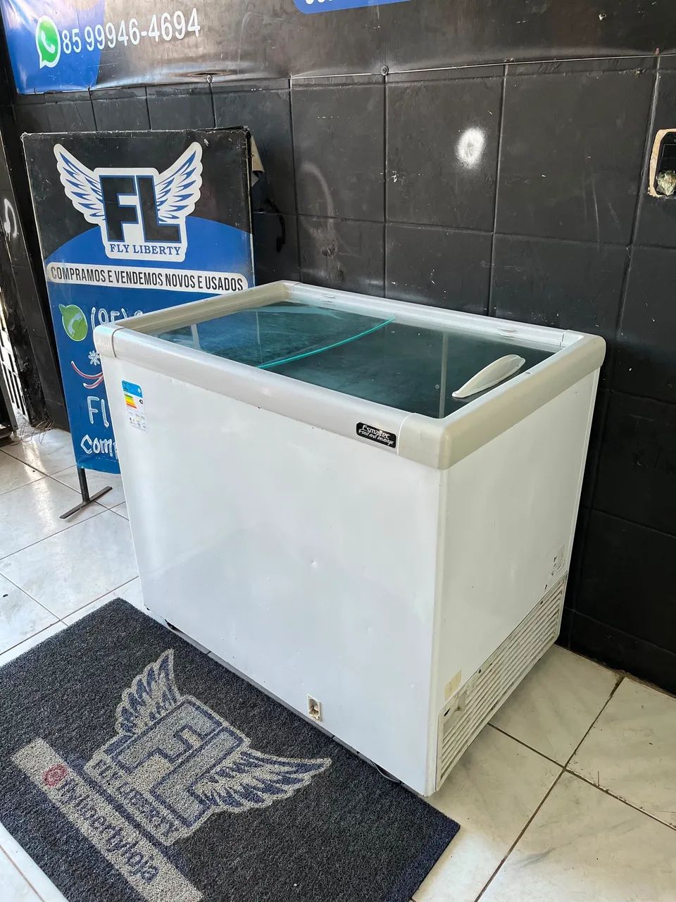 FREZER HORIZONTAL ESMALTEC EXPOSITOR 2 PONTAL 400 L - Foto 5