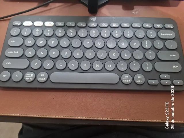 VENDO TECLADO E MOUSE LOGITECH - BLUETOOTH - Foto 2