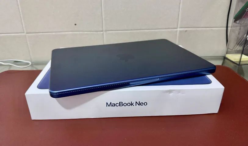 MacBook Neo インディゴ256GBです！ MacBook Neo, インディゴ, 256GBを購入 - Apple（日本）