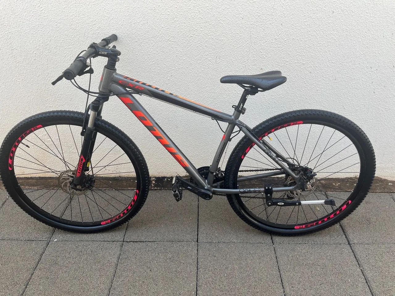 Bicicleta cinza aro 29 aceito troca  - Foto 3