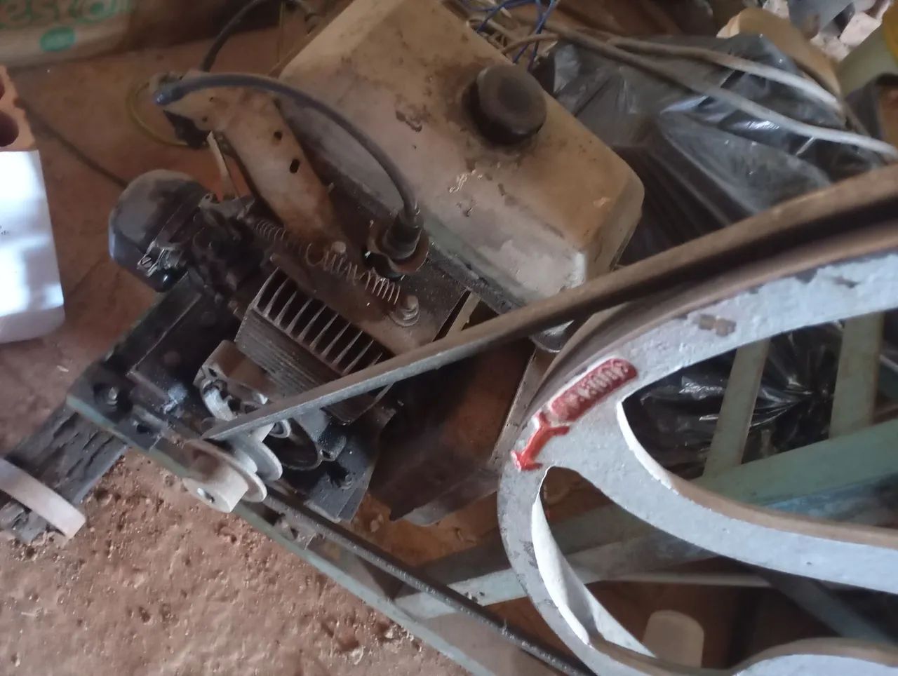 Moinho de cana com motor a combustível - Foto 2