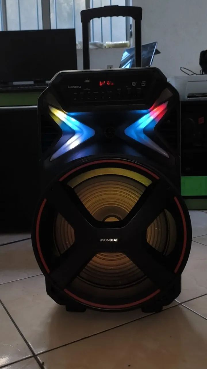 Caixa de Som Amplificada Mondial CM 700 (15 Polegadas) - Foto 3