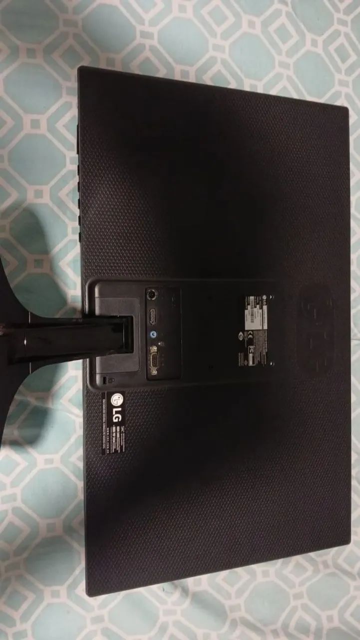 Monitor Lg 23 polegadas  flatron ips hdmi - Foto 2