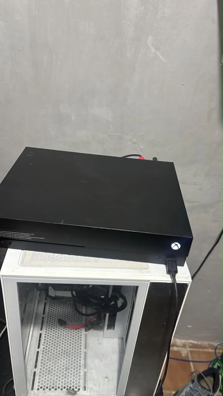 Xbox One X - Foto 2