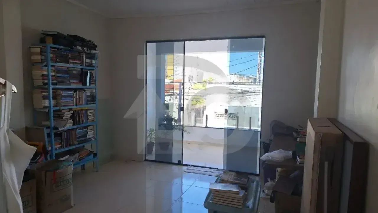 Casa de andar de 264m² no Bairro Suíssa com 4 Quartos, sendo 1 Suíte e 4 Banheiros - Foto 3