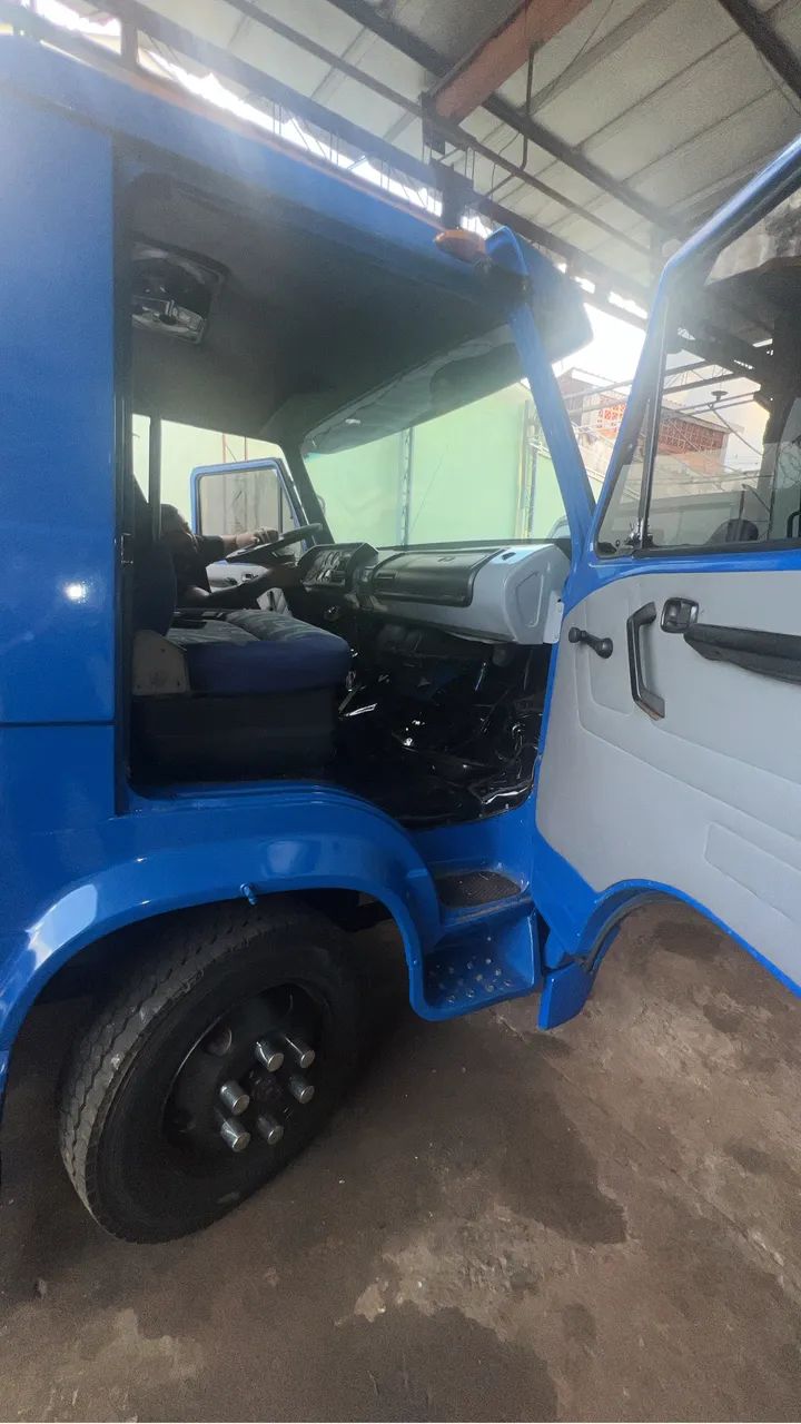 Vendo ou troco VW 7.90 s  - Foto 4