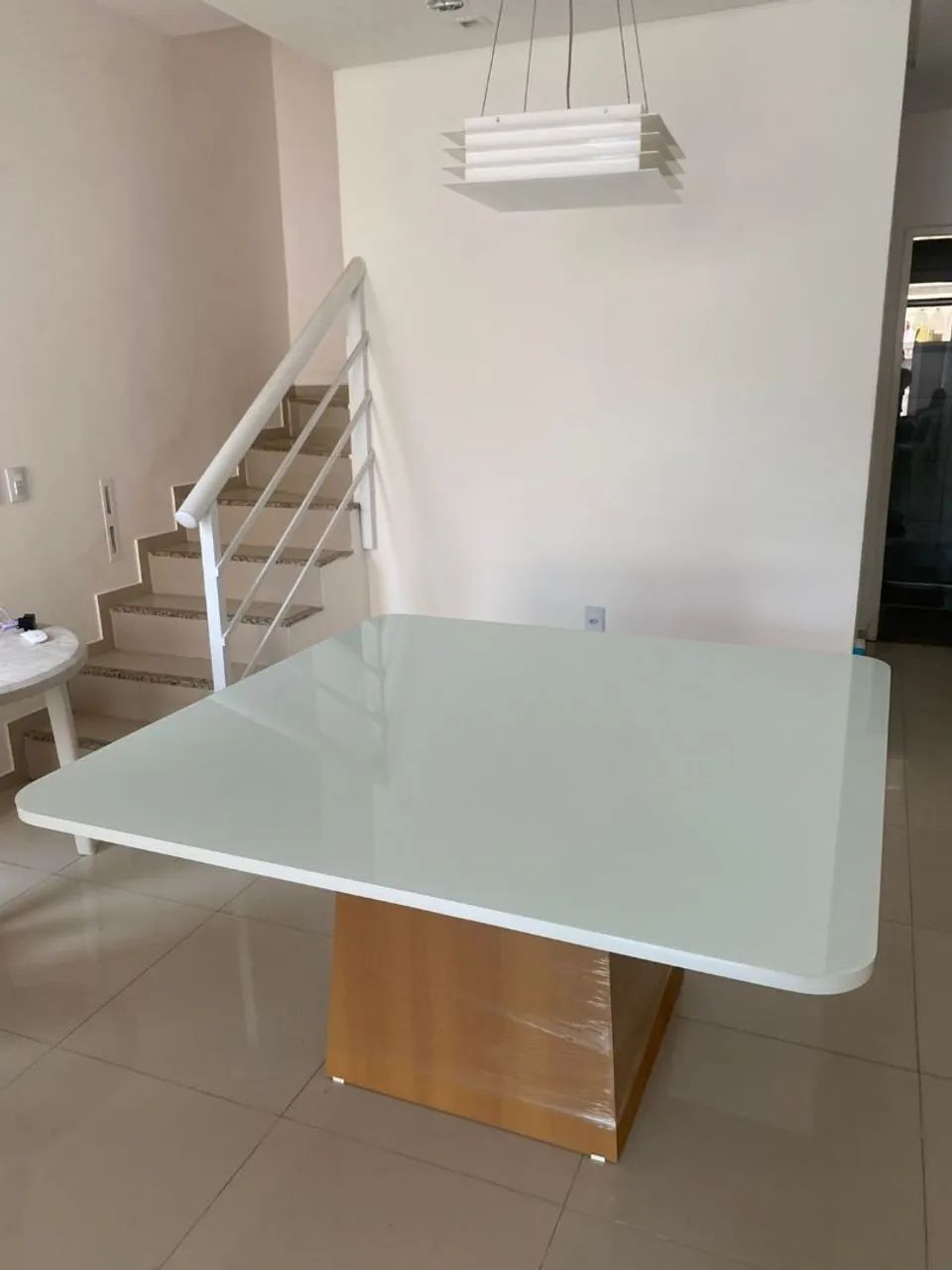 Mesa de Jantar Quadrada Luxo com Vidro Laqueado 4mm - Foto 2