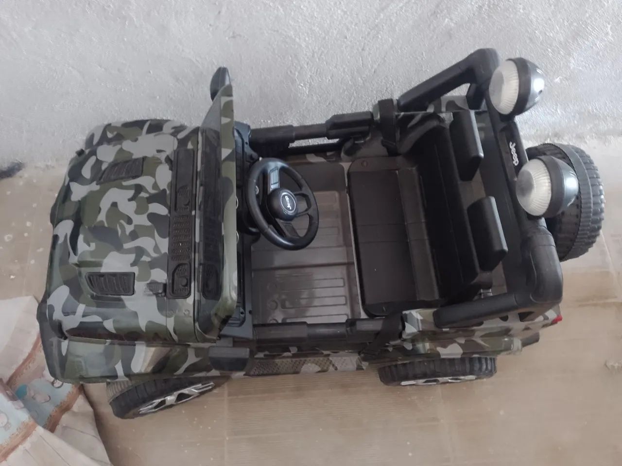 Carro elétrico do exército  - Foto 4