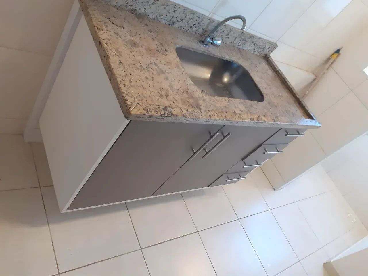 Ótimo ap de 2 dorm sendo um suite escuta proposta - Foto 5
