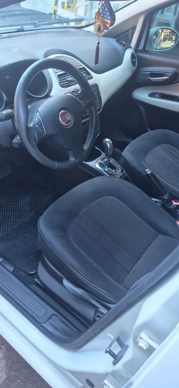 Fiat Linea Essence 1.8 Flex 16V 4P 2015 - Foto 4
