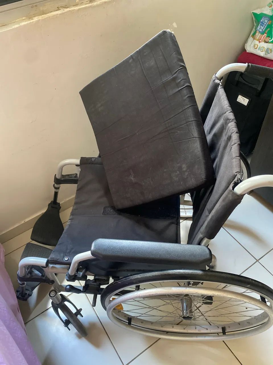 Cadeira de rodas  - Foto 5