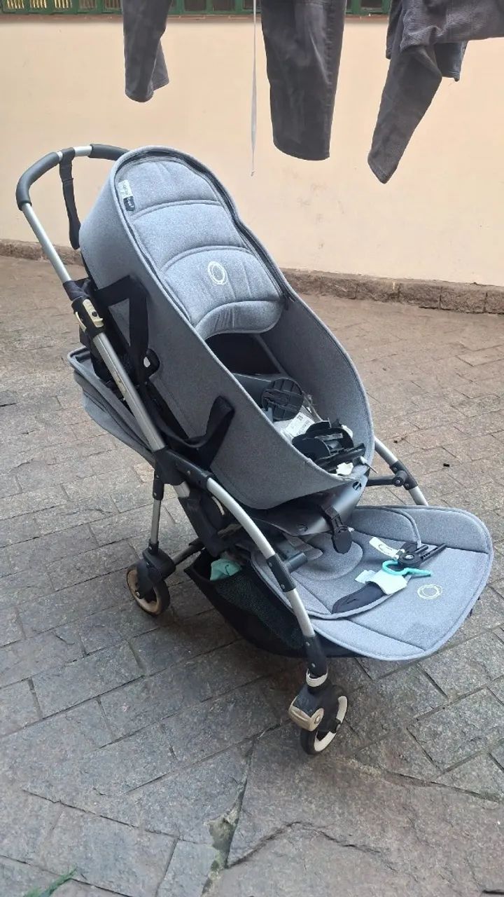 Carrinho Bugaboo Bee 3 com moisés, bebê conforto e adaptador - Foto 2