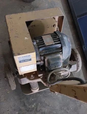 COMPACTADOR DE PLACA ELÉTRICO 220V DYNAPAC - Foto 4