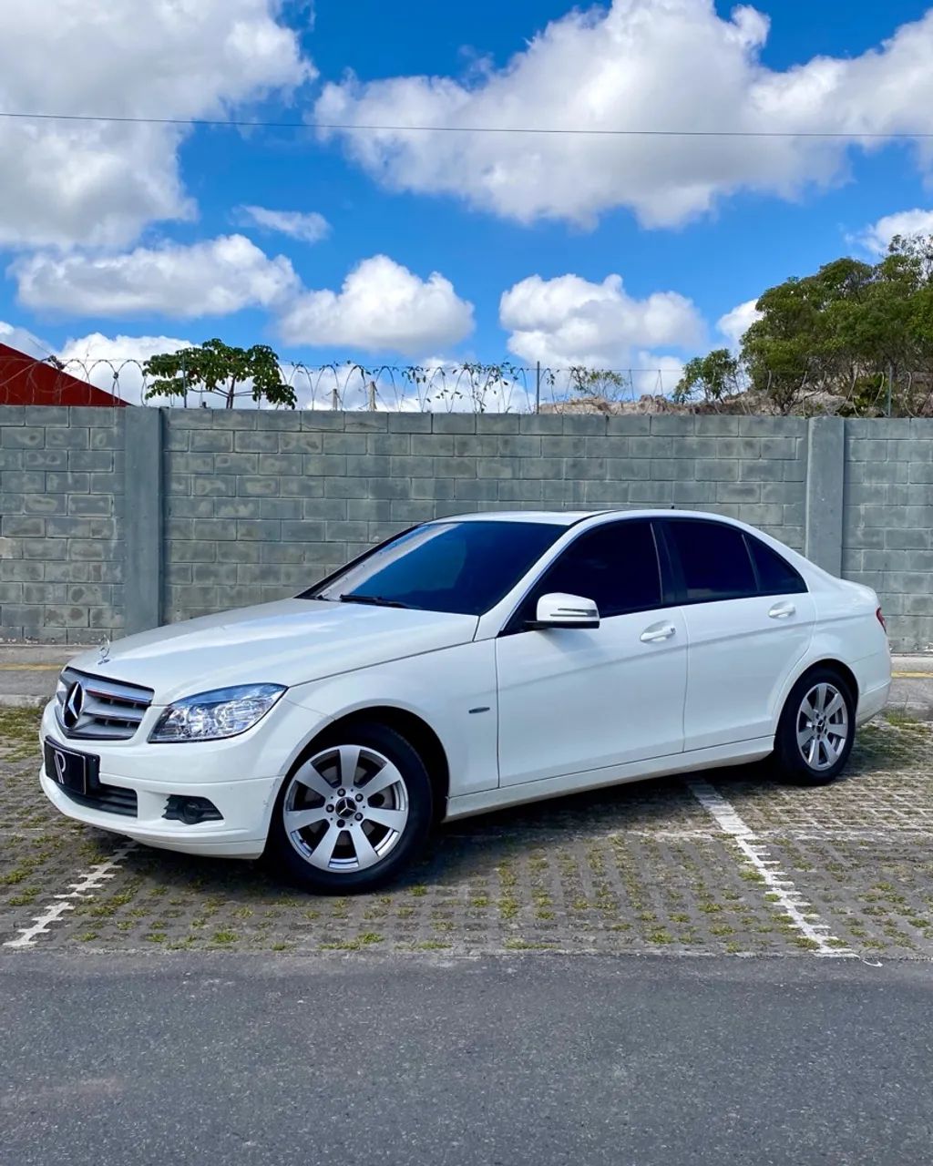 Mercedes-Benz C-180 Kompressor Classic 1.6 16V Aut. 2011