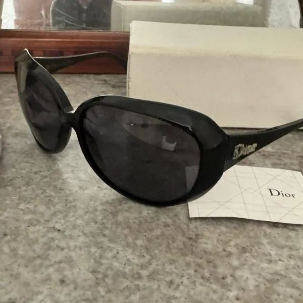 CHRISTIAN DIOR - ÓCULOS DE SOL ORIGI óculos de sol ORIGINAL COM DESIGN OVERSIZED USADO - Foto 3