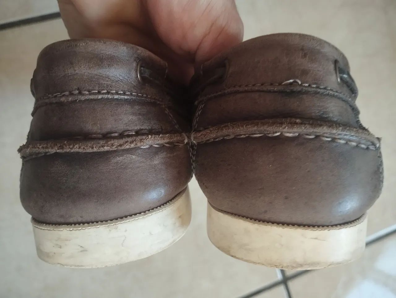 Sapato em couro legítimo original,leve, resistente e muito confortável número 40 - Foto 2