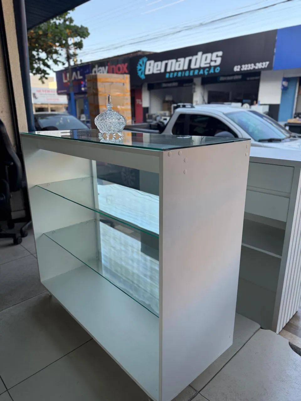 Balcão vitrine 102 x45 x110 largura - Foto 3