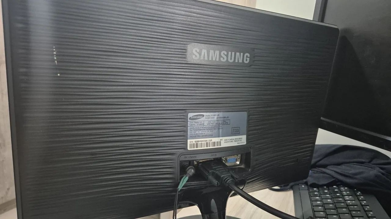 Monitor LED Samsung 19" DVI/VGA - Foto 2