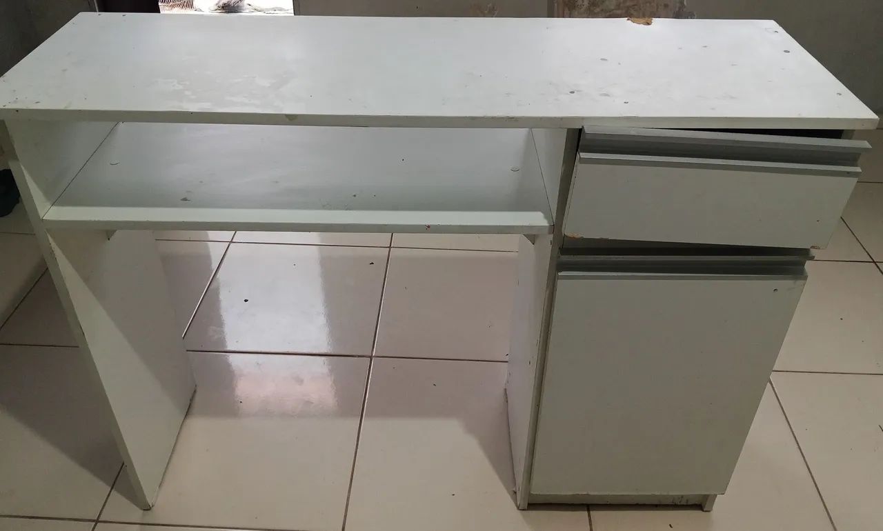 Mesa de escritório/ Manicure R$100 - Foto 2
