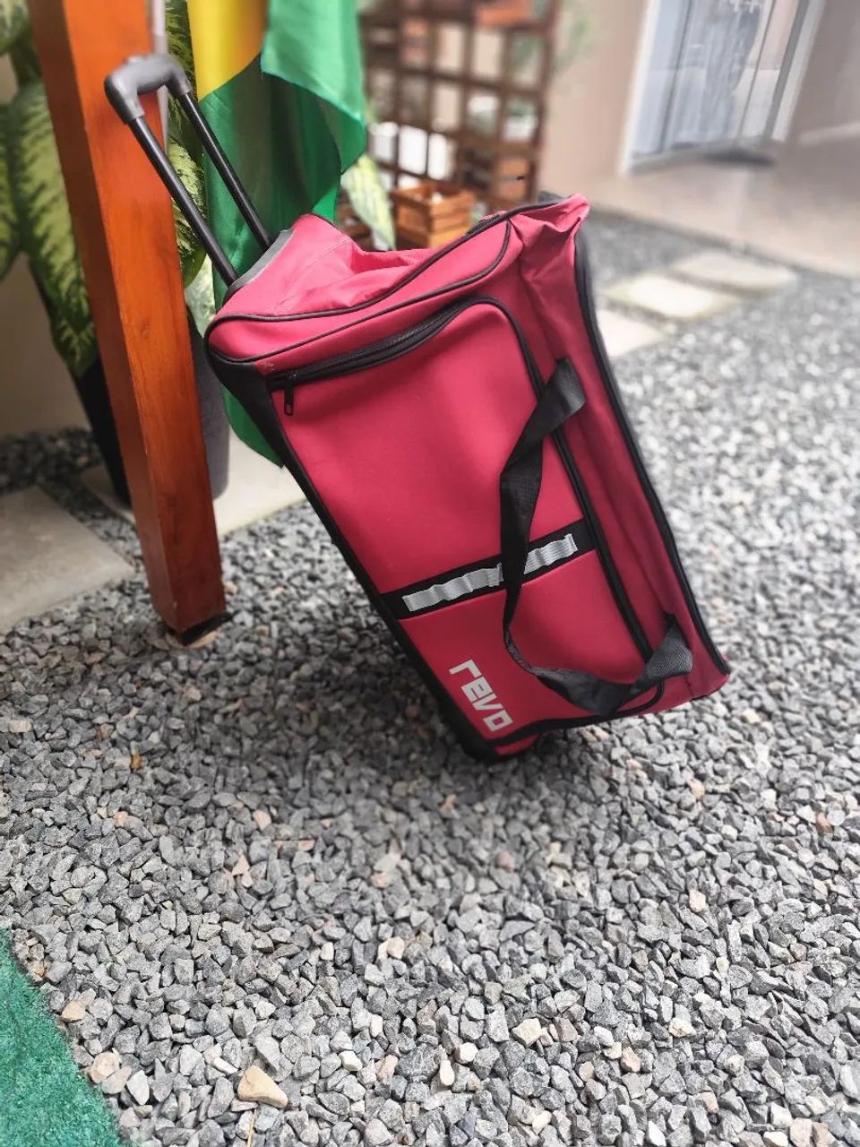 Vendo mala de viagem enorme  - Foto 2