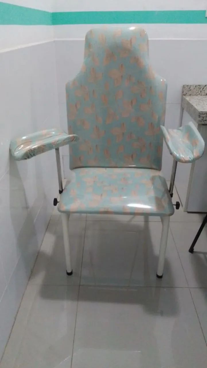 Poltrona para coleta sanguínea 