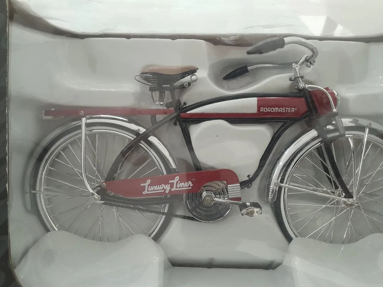 Rara Miniatura de bicicleta antiga USA Roadmaster - Foto 3