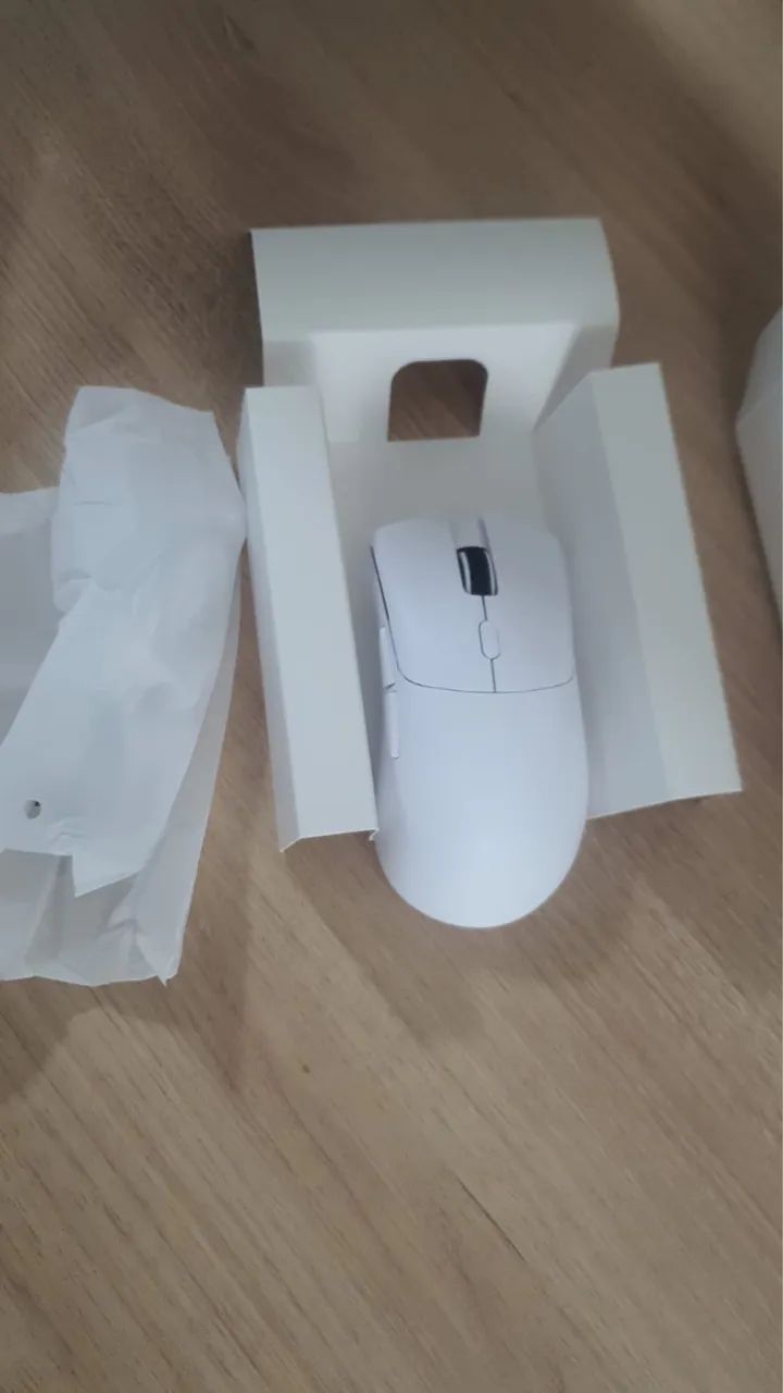Mouse ATTACK SHARK R1, CONEXÃO TRIPLA (APENAS BRANCO) - Foto 2