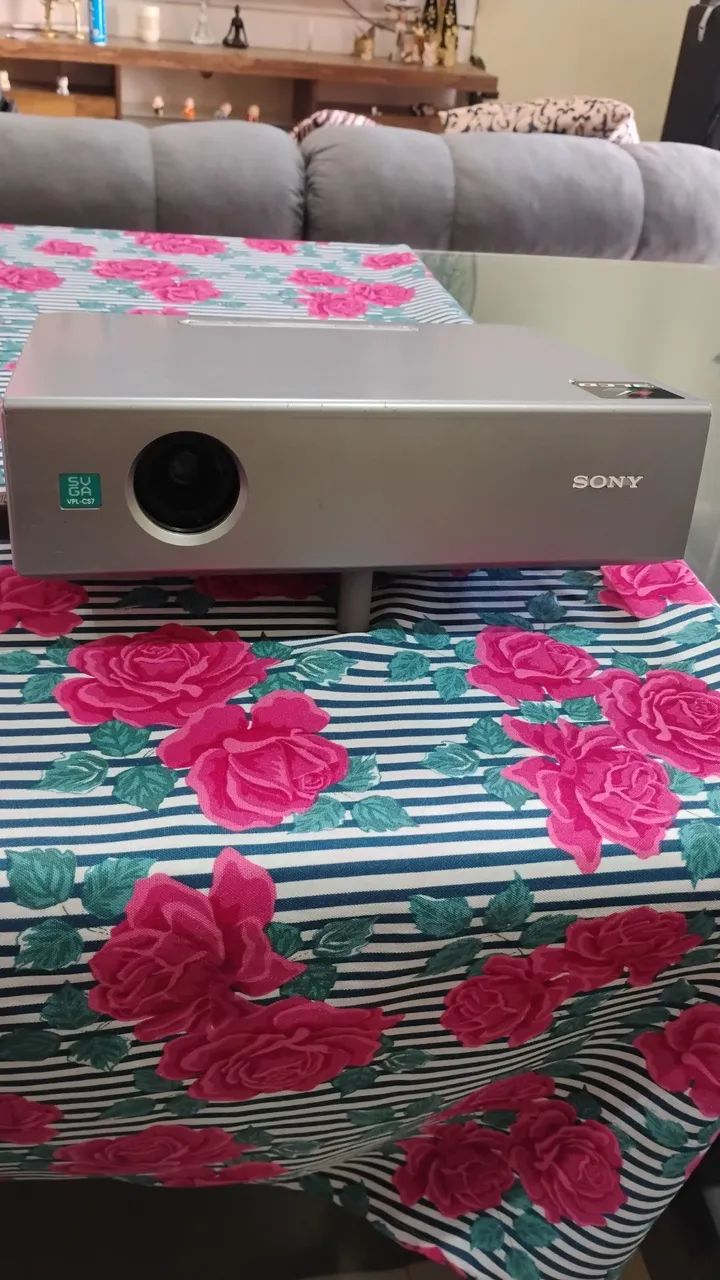 projetor sony vpl cs7