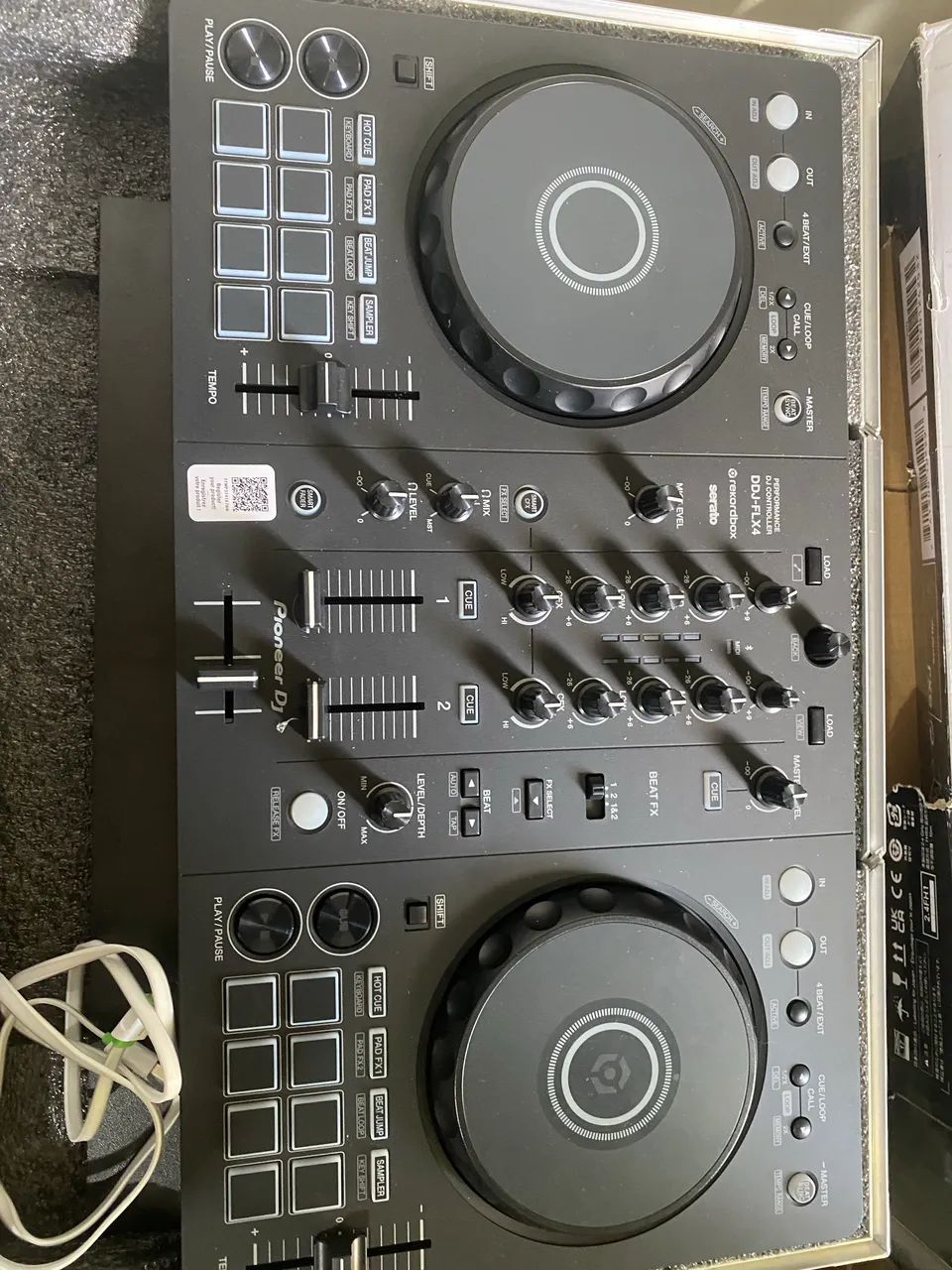 Vendo , controladora FlX4  Pioner , Case e mesa para suporte  - Foto 3