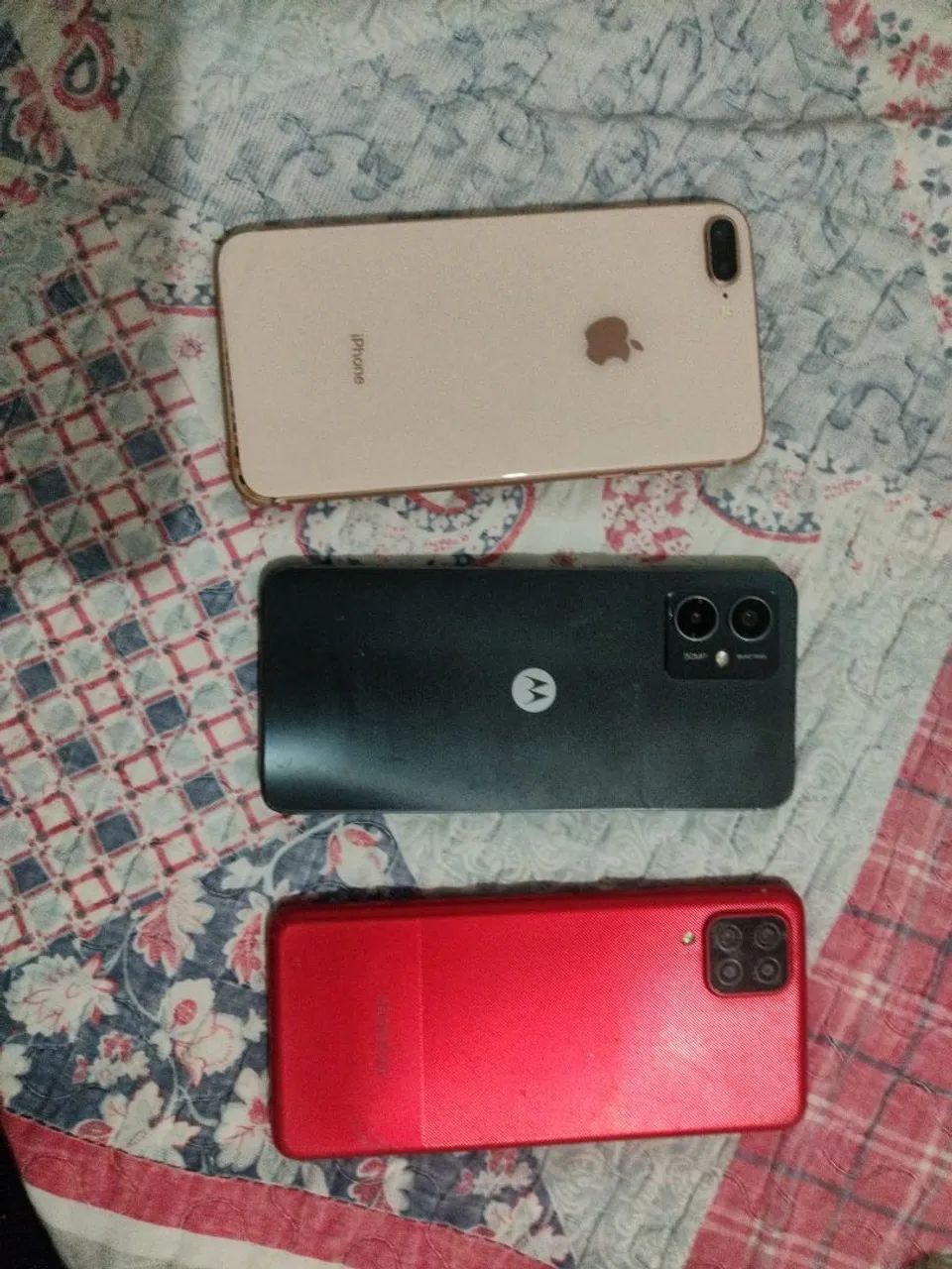 Celulares com a tela quebrada para retirar peça  - Foto 2