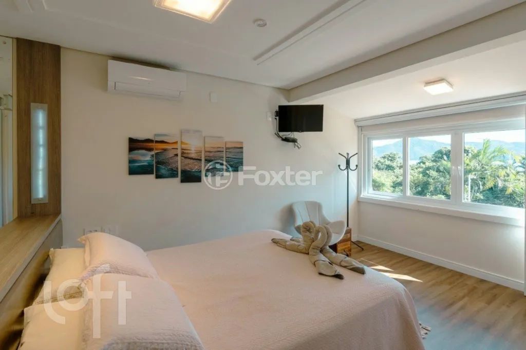 Casa à venda Avenida Jacarandá, Daniela - Florianópolis
