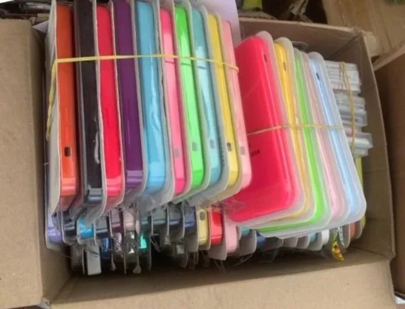 Lote de Capinhas e Películas para iPhone - 213 peças