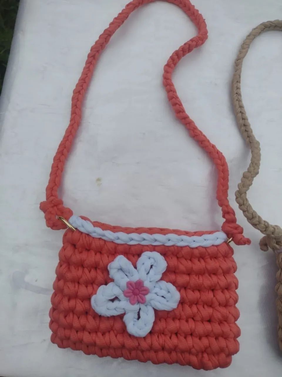Bolsa de crochê infantil pequeno - Foto 4