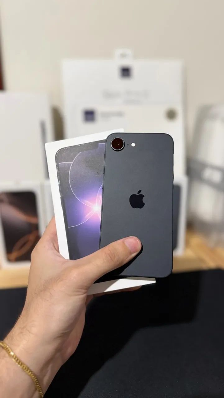 Iphone 17e 256gb com 15 dias de uso