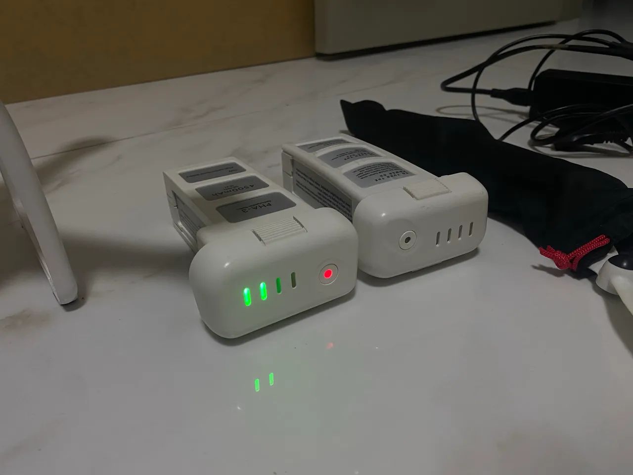 DJI Phantom 3 Standard - Usado (Completo na Caixa) - Drones DJI Phantom 3 Standard - Usado (Completo na Caixa) - Drones
