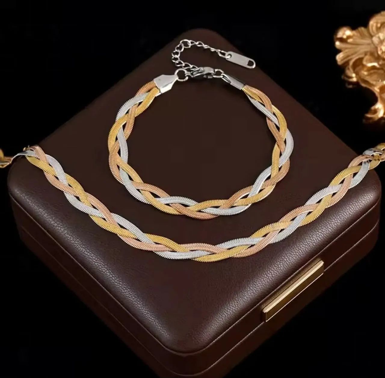 Conjunto trançado colar e pulseira 3 fios 