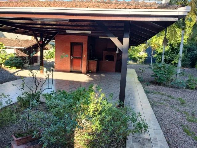 Casa com amplo terreno - Foto 3