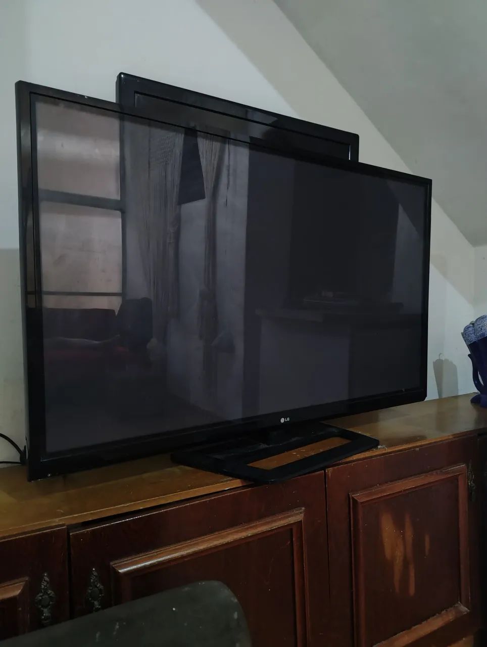 Tv LG 50" quebrada