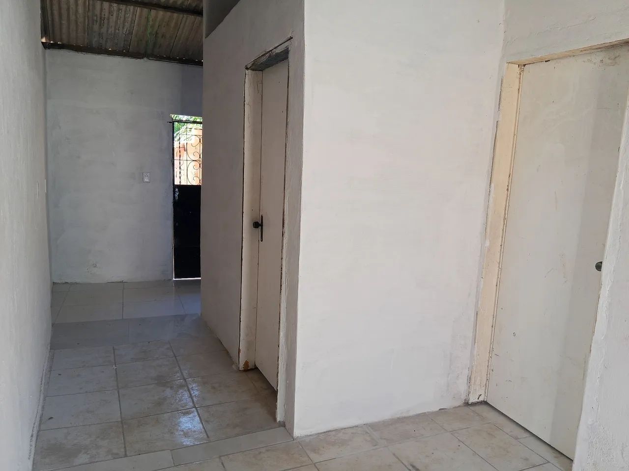 Casa com 2/4  e quintal. - Foto 4