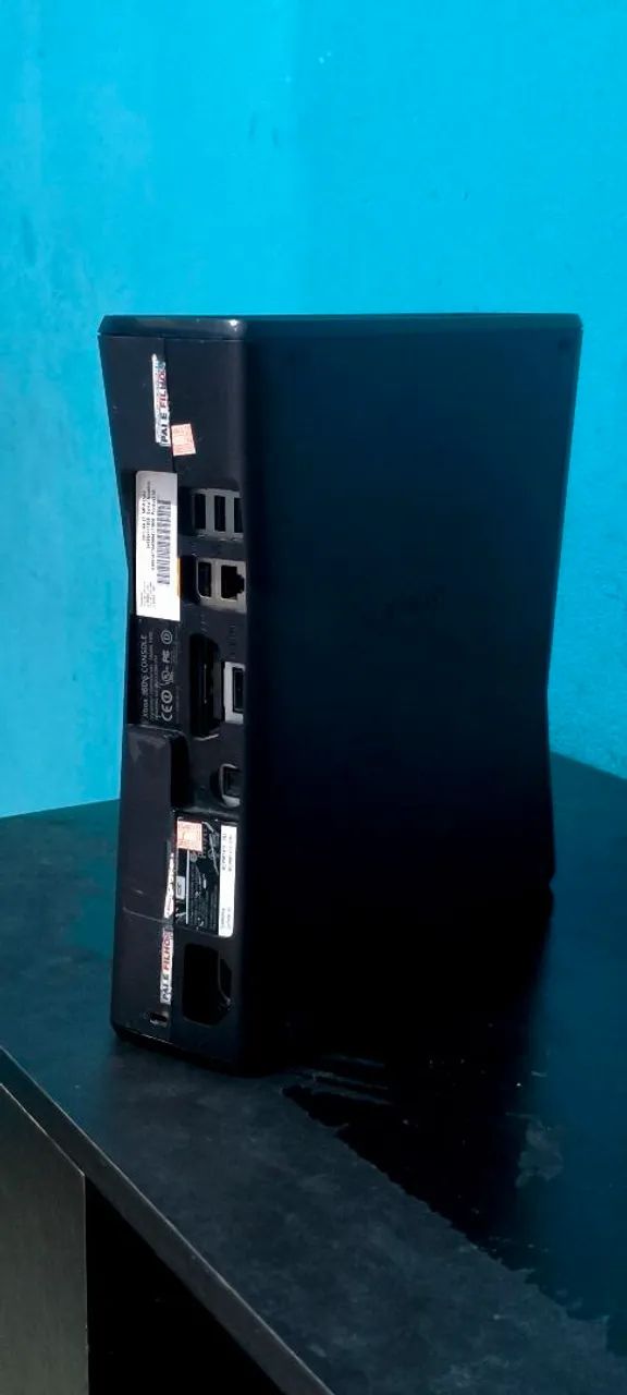 Xbox 360 desbloqueado com 2 controles + jogos - Foto 3