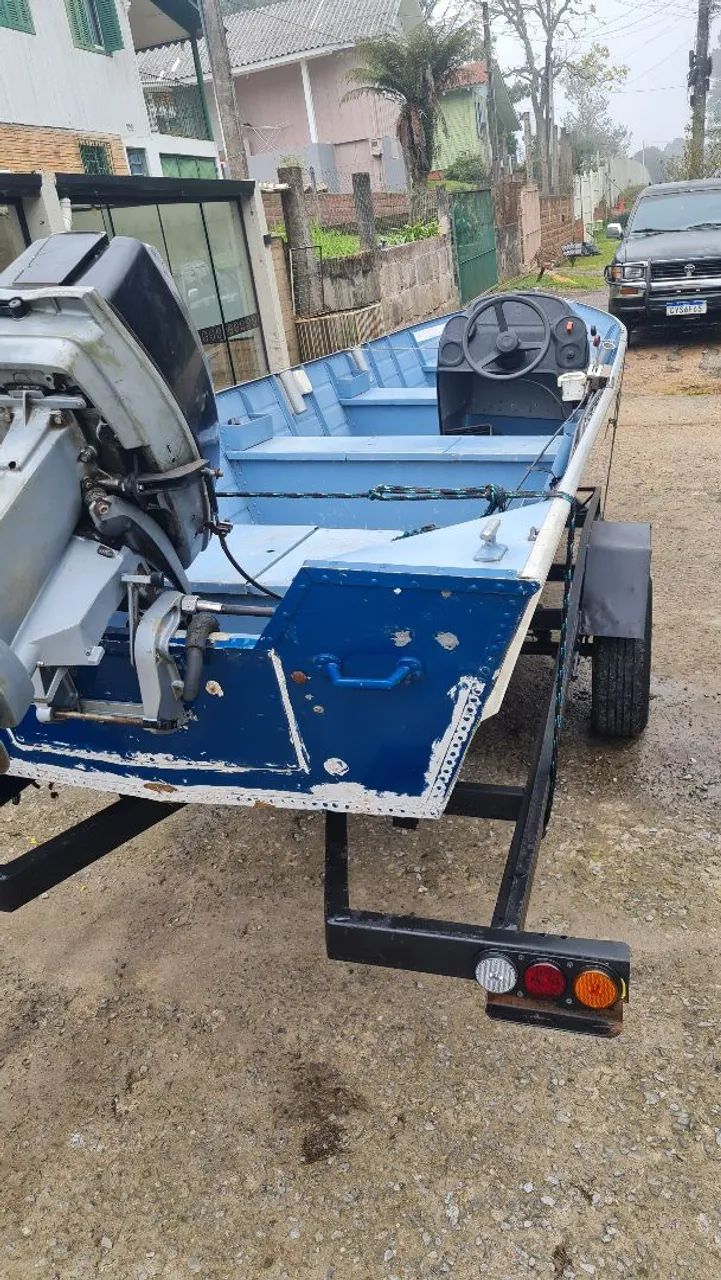 BARBADA Barco alumínio com Motor 30 HP e reboque  - Foto 5