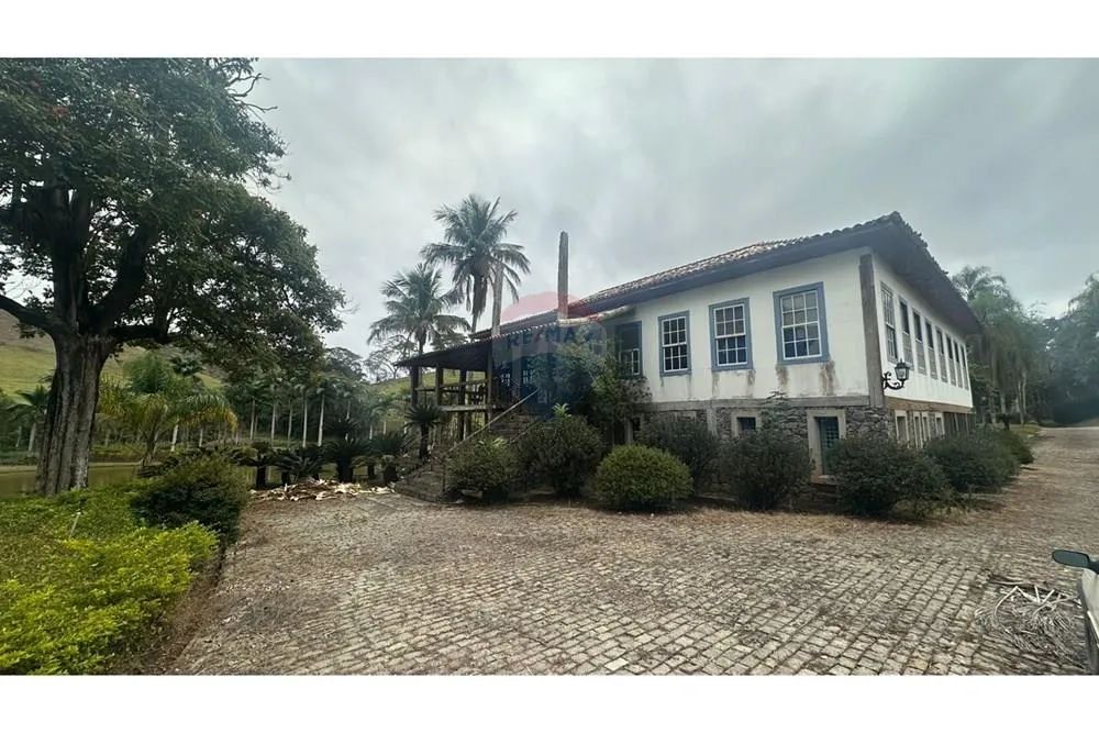 Fazenda Boa Esperança  Guarará/MG  Beira de Asfalto  Porteira Fechada - Foto 9