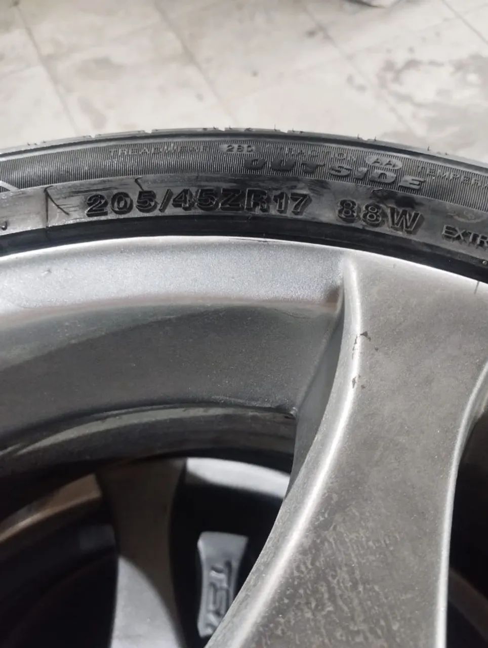 Pneus com roda aro 17 - Foto 3