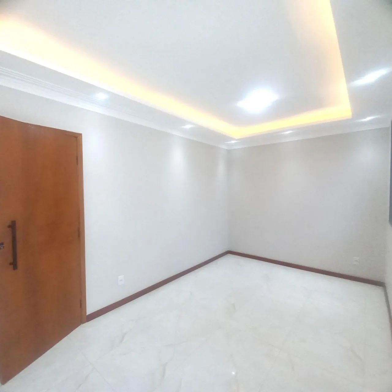 VENDE-SE CASA DUPLEX EM CARIACICA SEDE 