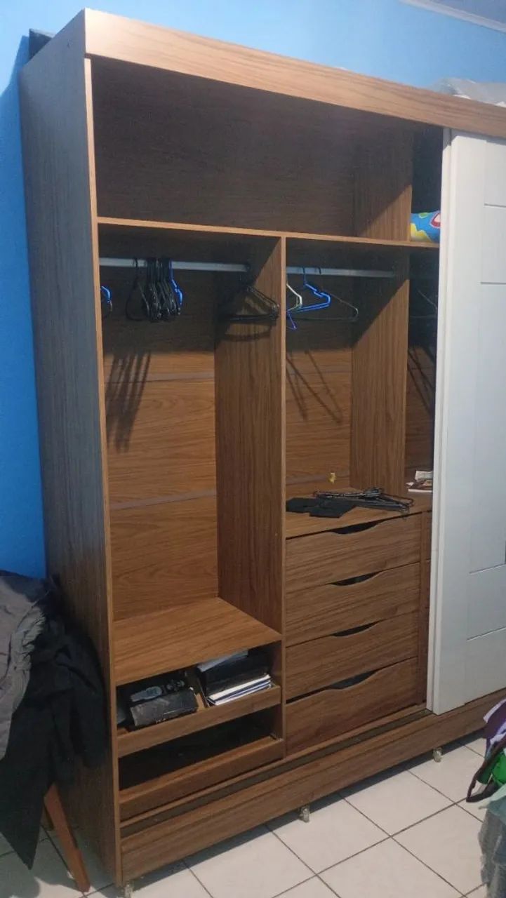 GUARDA-ROUPA 2 PORTAS E 8 GAVETAS - NÃO ENTREGA - Foto 3