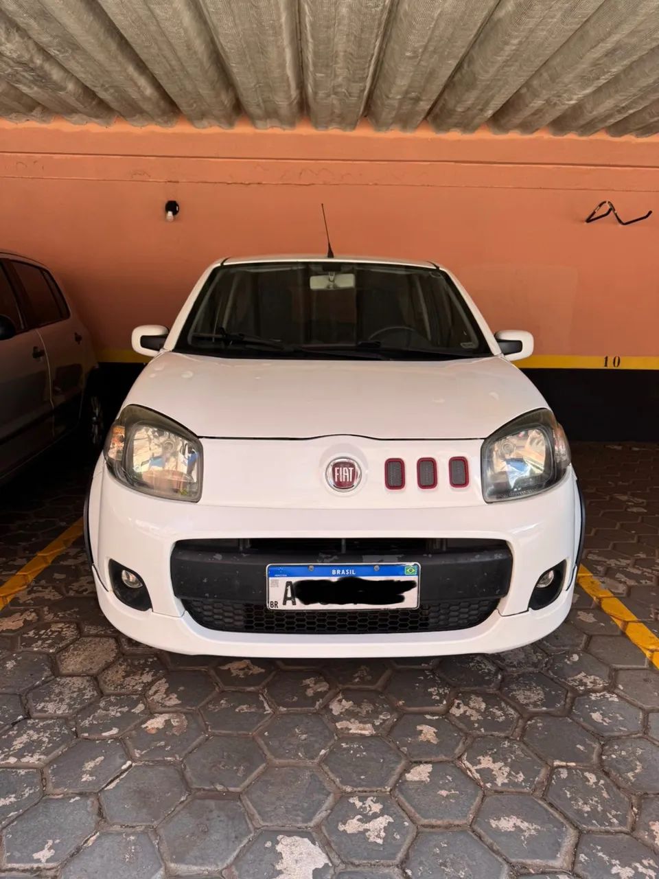 Fiat Uno Sporting 1.4 EVO Fire Flex 8V 2P 2012 - Foto 2