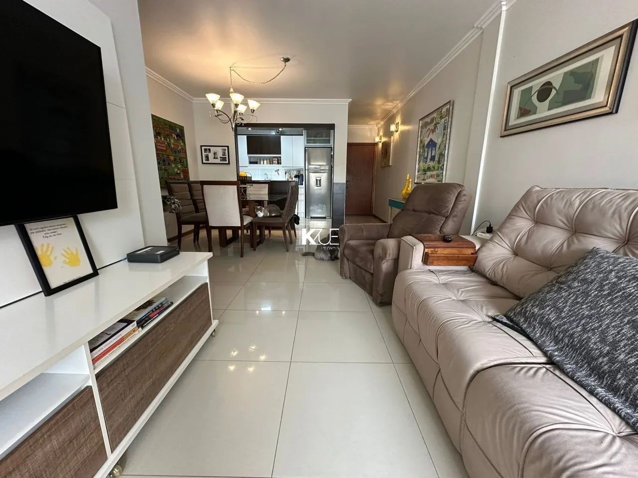 Apartamento de 3 dormitórios com suite no Abrãao.