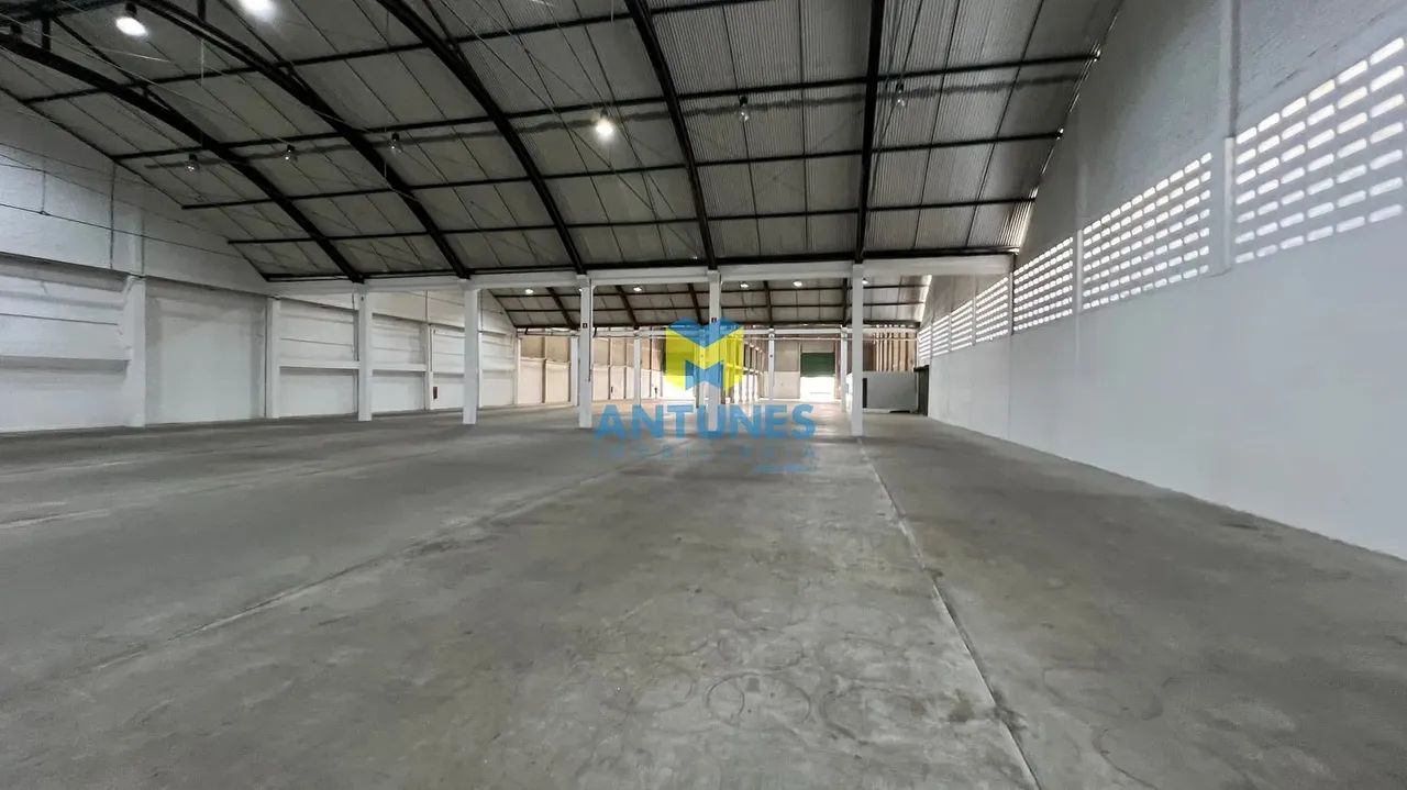 Alugue Galpão em Condomínio próximo da Imbiribeira e Aeroporto, com 5.400m² Doca e Patio - Foto 12