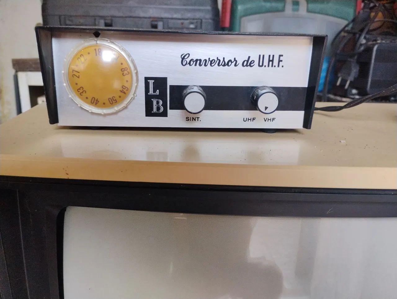 TV retrô não funciona direito  - Foto 2